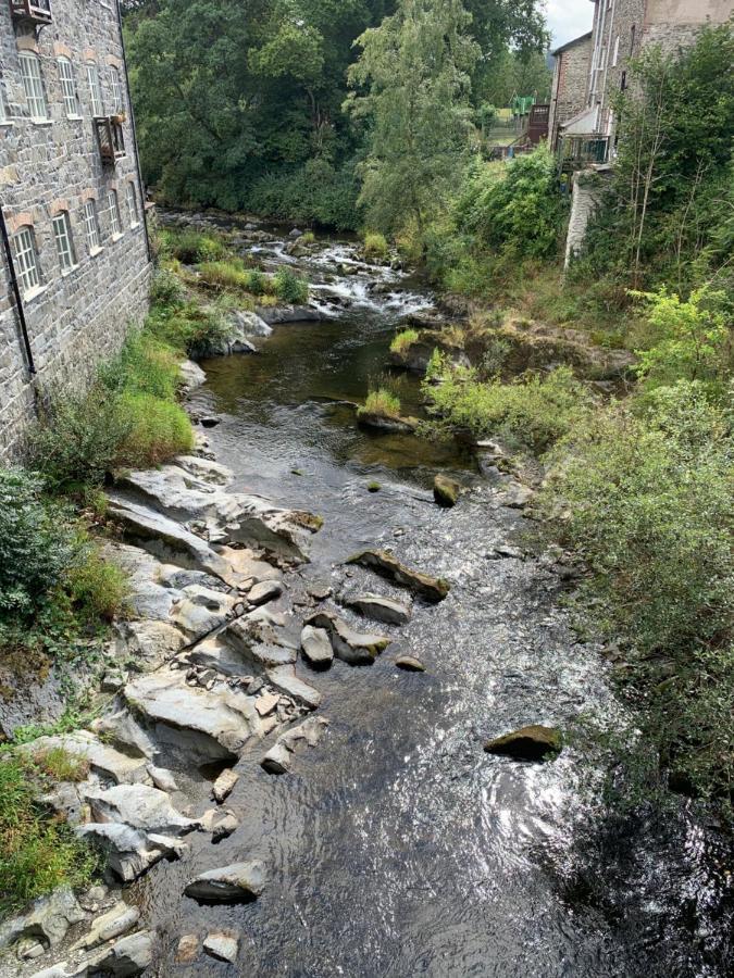 Apartamento Llanidloes Townhouse-Pet-Friendly-Sleeps 6-Mid Wales Exterior foto
