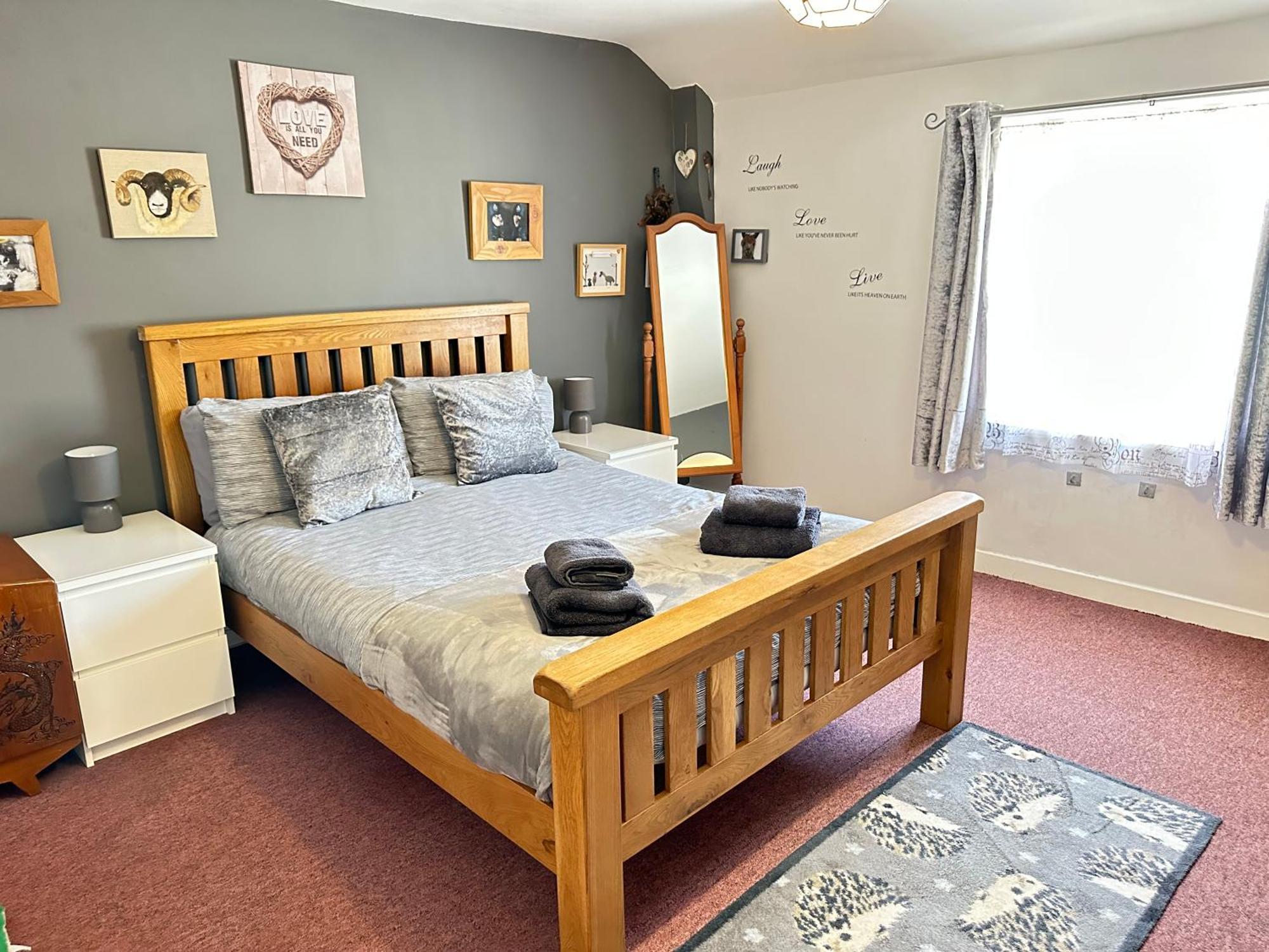Apartamento Llanidloes Townhouse-Pet-Friendly-Sleeps 6-Mid Wales Exterior foto